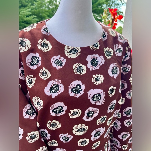 LOFT Maroon Floral Long Sleeve Dress with Deep V Back – Size 4 - Picture 3 of 7